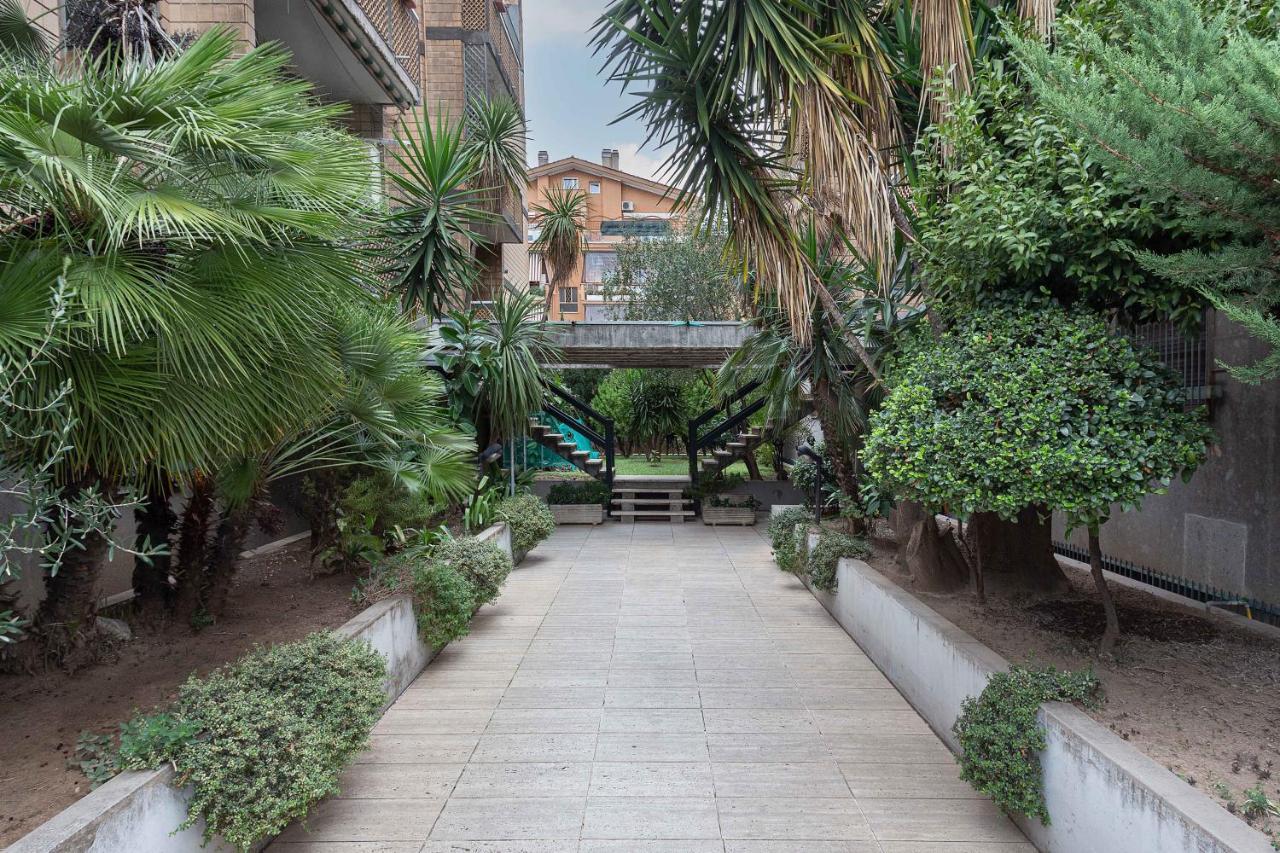 Aurelia Vibe Apt Roma Esterno foto